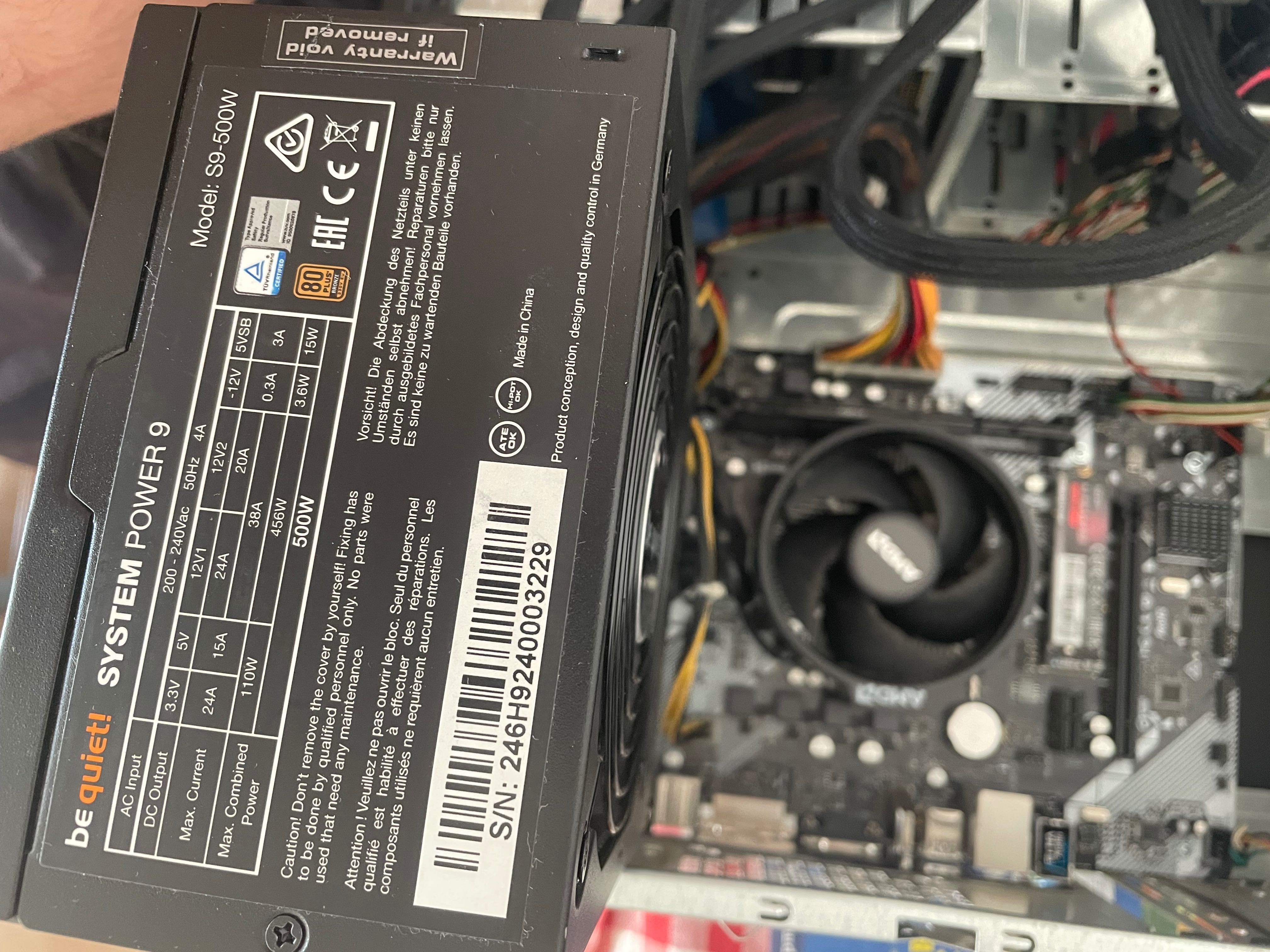 Компютър Razen 3 8 gb ddr4 ssdm2 500 gb Personal computer