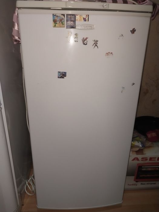 Продам холодильник