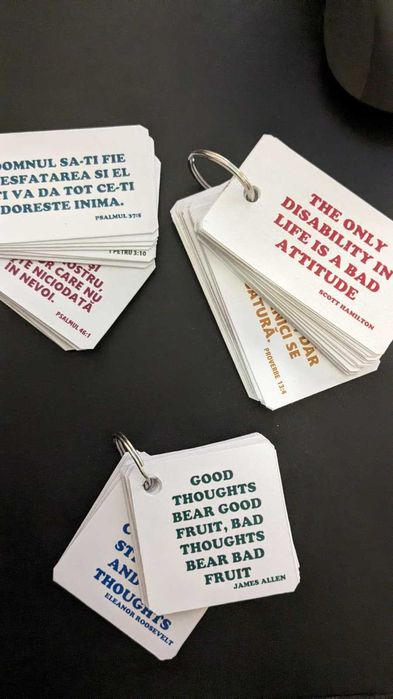 Carduri memorare de buzunar, tip brelog, cadou