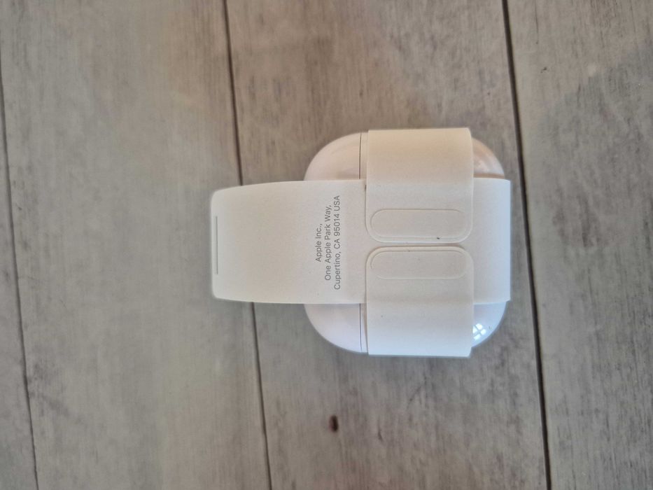 Airpods 4 sigilate