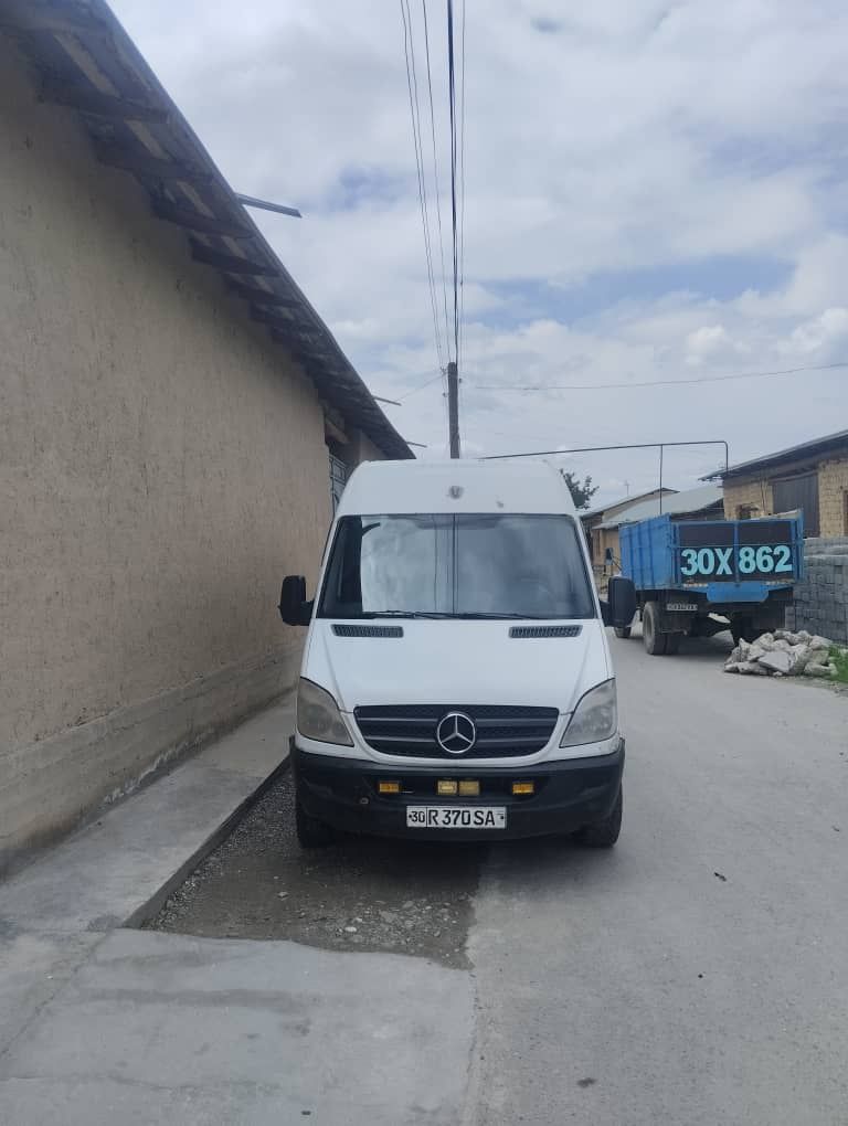 Mercedes Benz sprinter 906