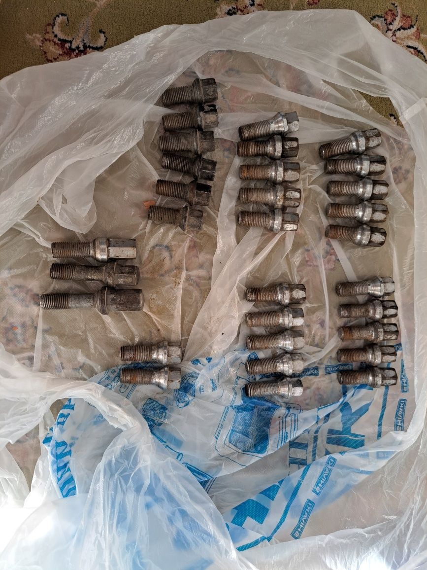 Болты на мерс 140й