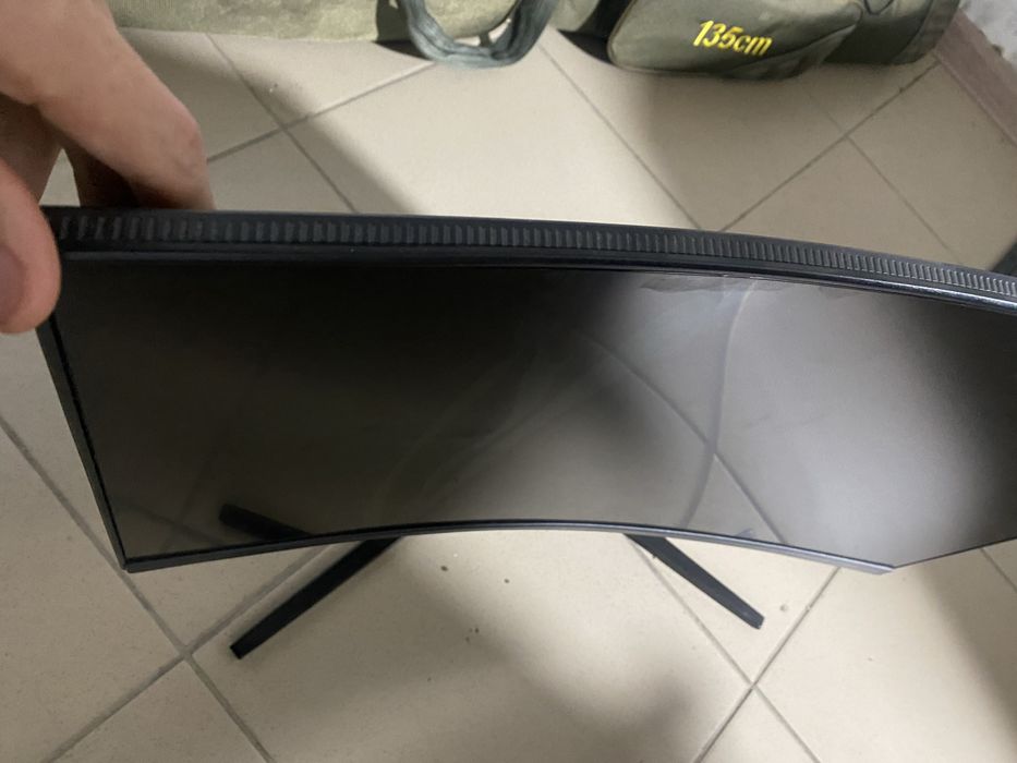 Продам монитор aser треснул экран ASER треснул экран на запчасти