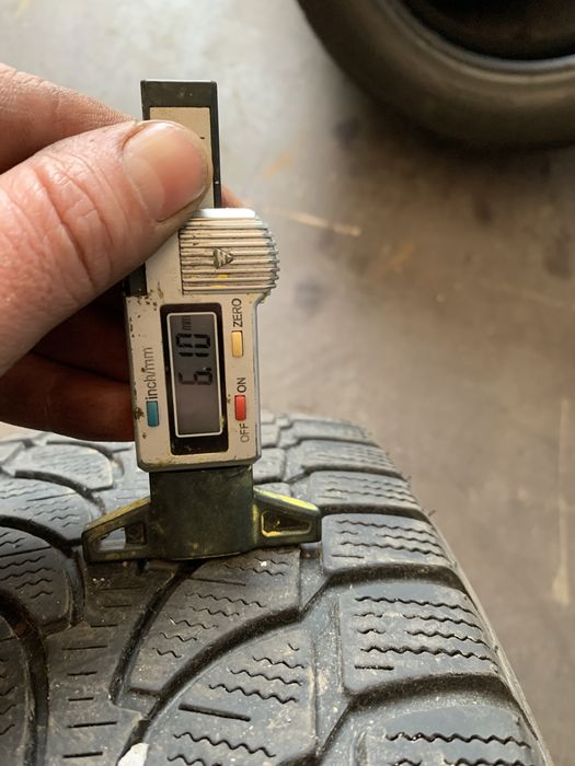 Anv M+S 215/70/16 Bridgestone/Firestone