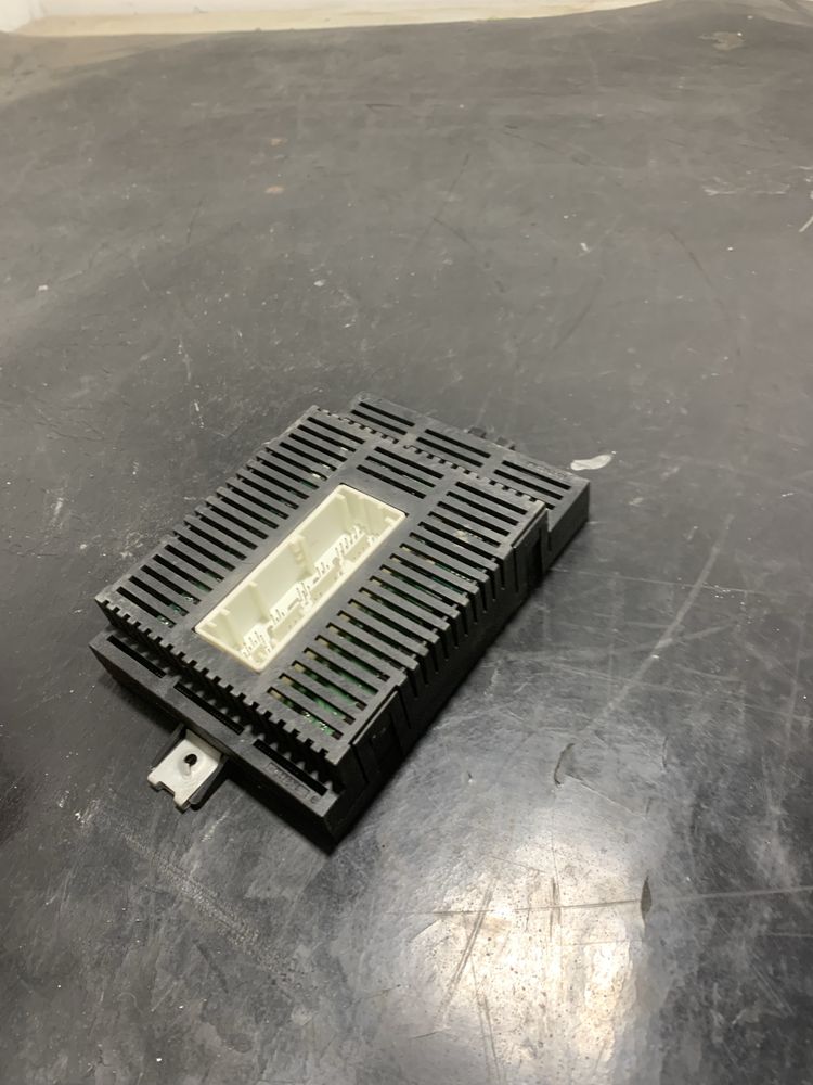 Calculator modul lumini BMW Seria 5 E60 E61 | 6962722