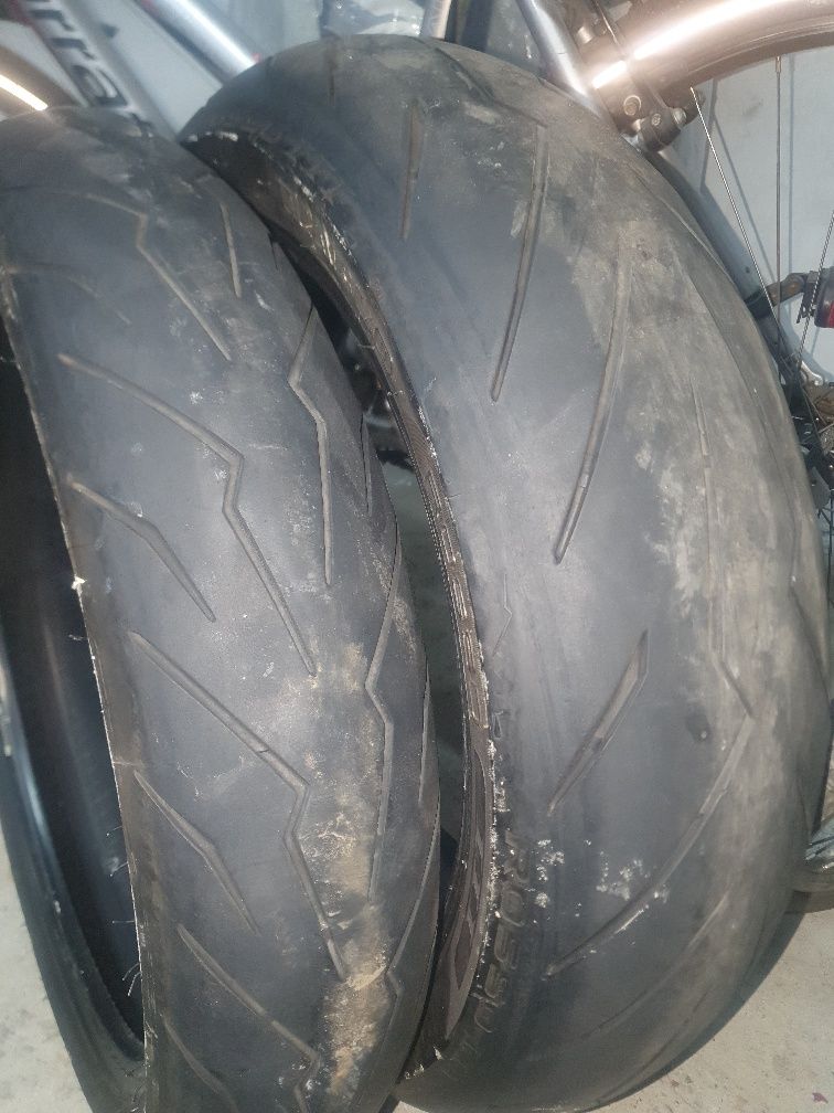 Гуми за мотор PIRELLI DIABLO ROSSO 120/70 и 180/55