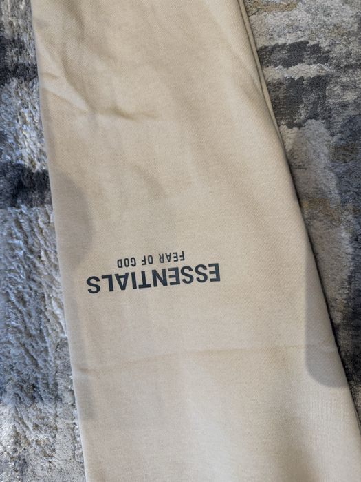 Pantaloni Essentials Fear of God Crem