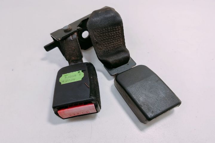 Capse centura spate  Pretensionare centura de siguranta Renault Lagun