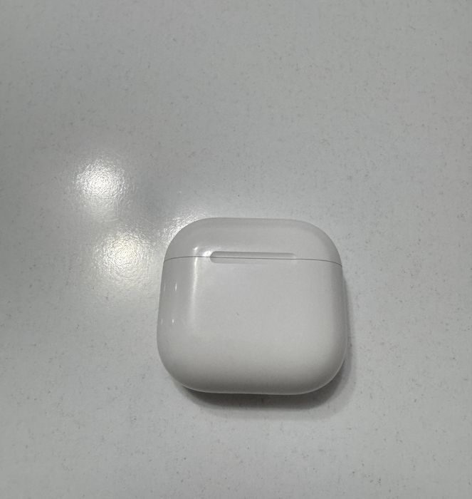 Casti Apple AirPods 4