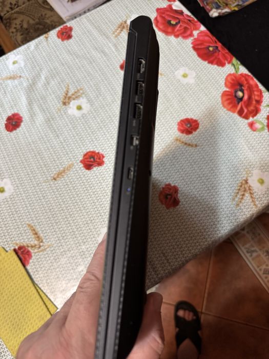 vand Laptop Gaming Lenovo Legion y520,procesor intel core,8GB,1TB