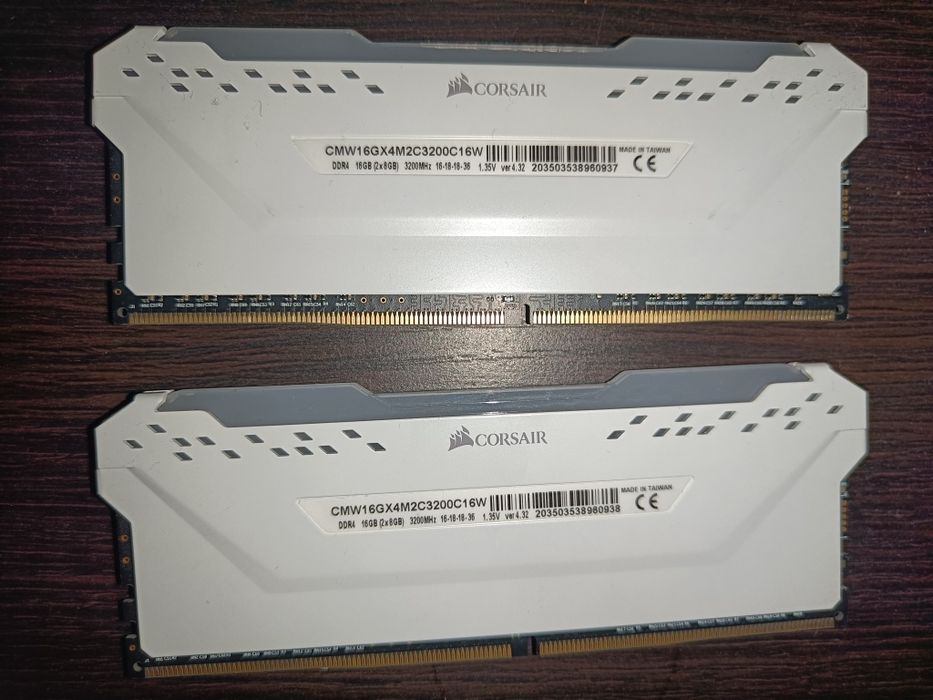 Ddr4 3200 rgb  2x 8gb rgb