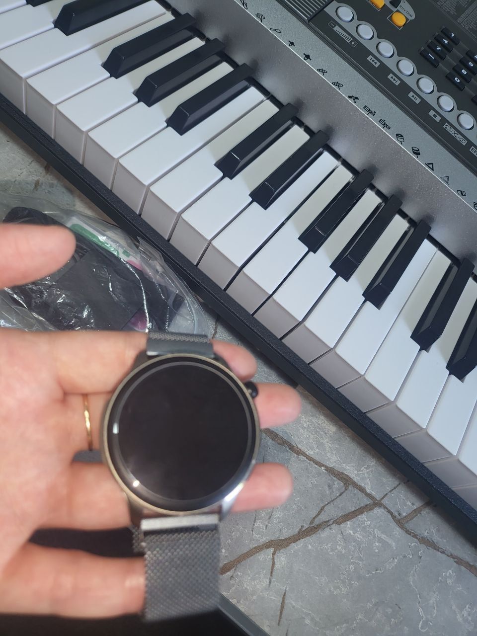 Amazfit GTR 4 Orginal sotiladi yengide 100%