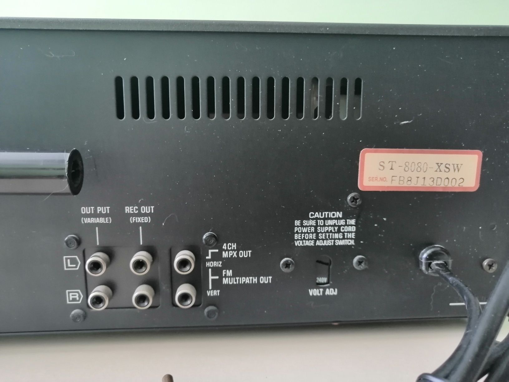 Тунер Technics ST-8080