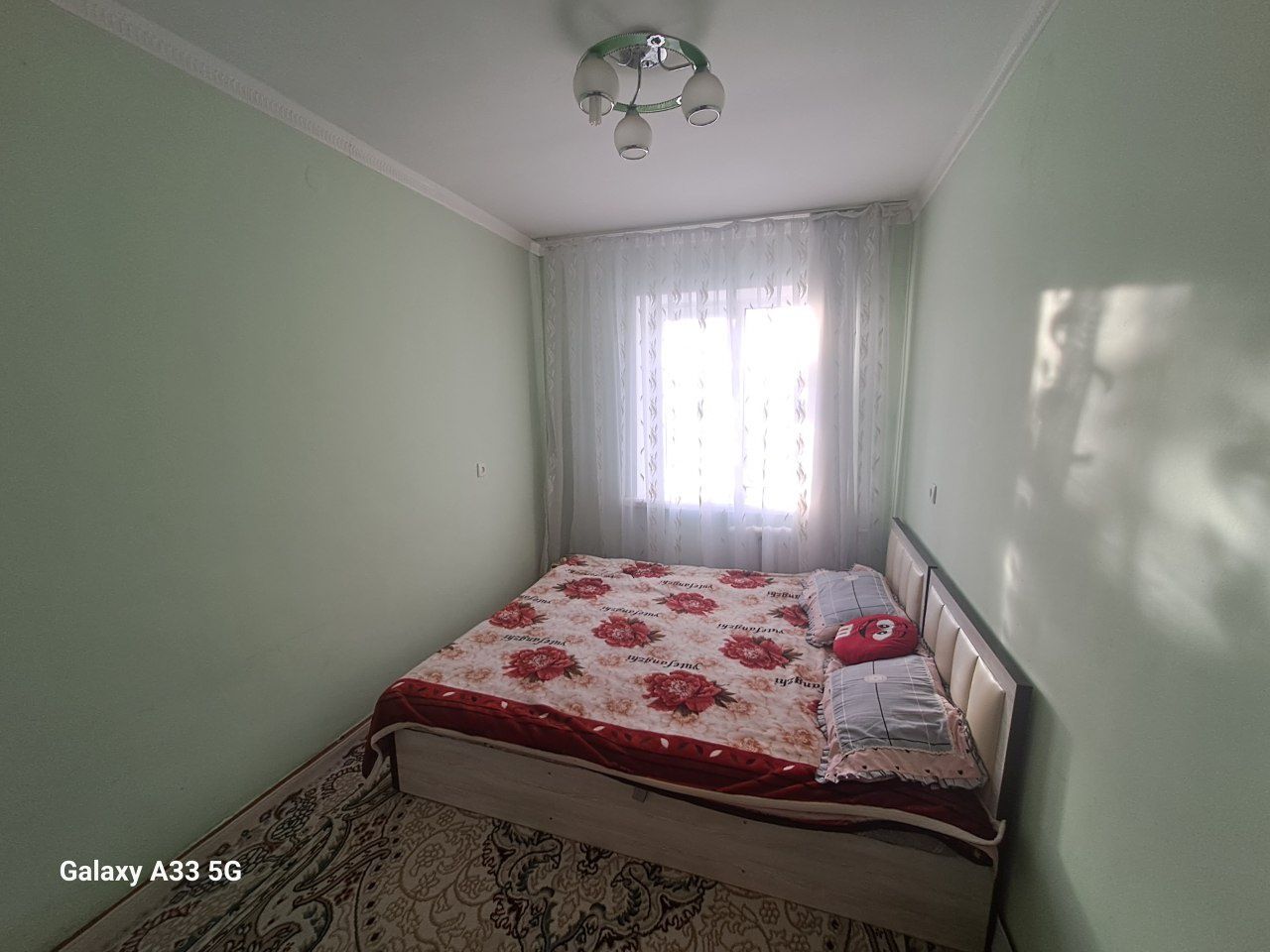 Продаётся. 3 комнатная квартира рисовий базар.