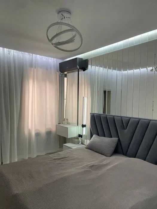 Мирзо Улугбек продается дом махалля Подшобог соток 2,2 фасад 9м