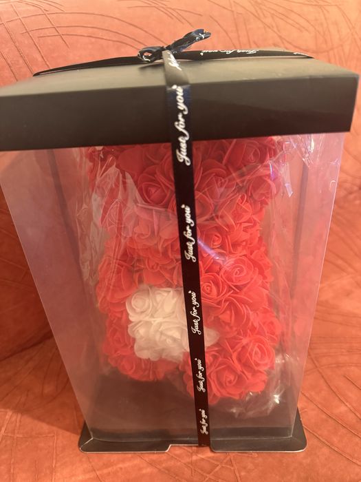 Голямо Мече с рози-40 см Black Friday