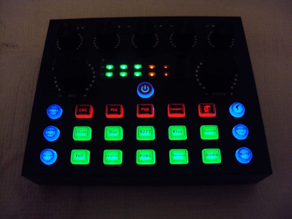 Placa de sunet V8, Bluetooth, mixer cu 10 efecte sonore,acumulator
