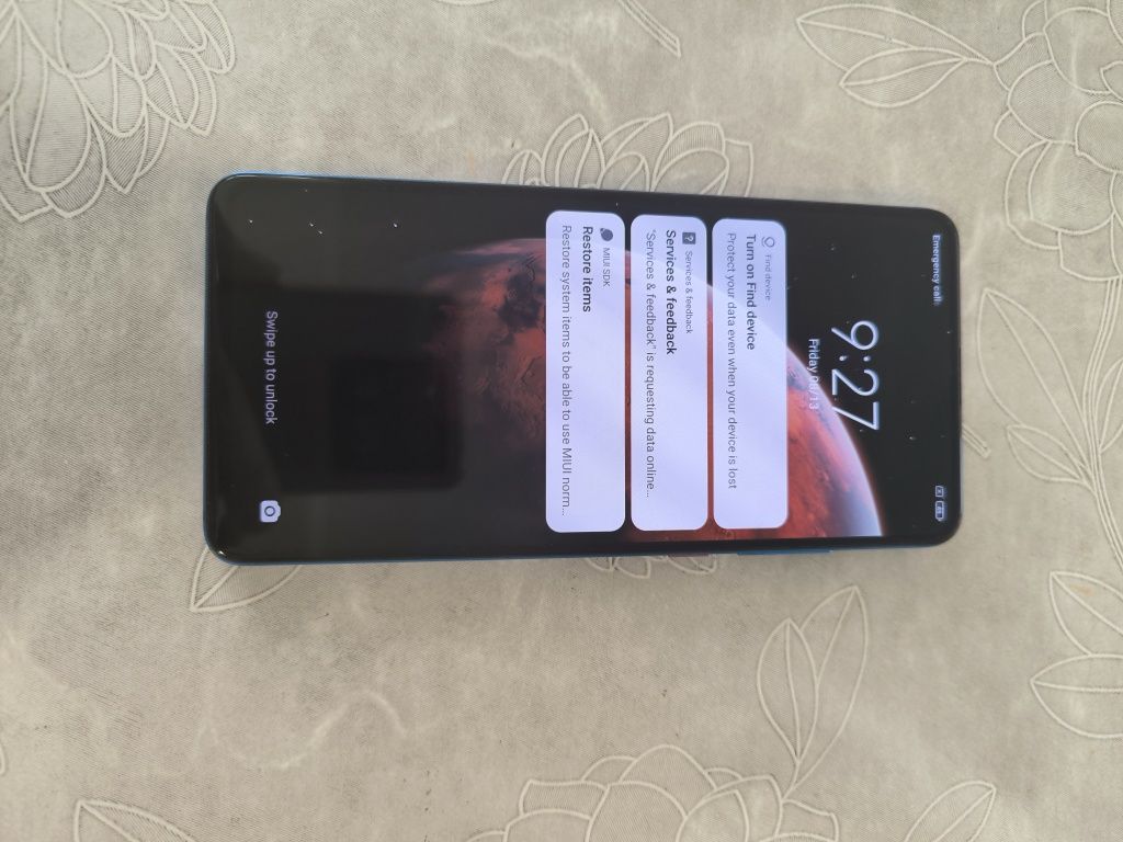 Телефон Xiaomi Mi 9T