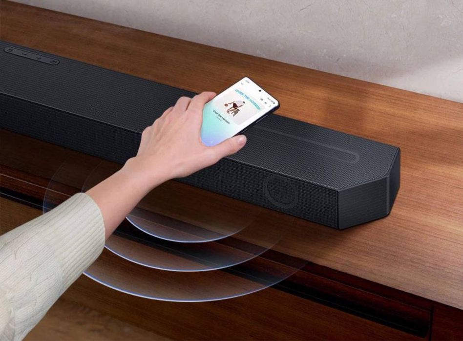 Samsung саундбар  HW-Q600C. Для телевизоры.