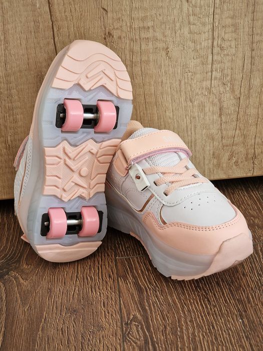 Adidasi cu role detașabile cu/fara leduri