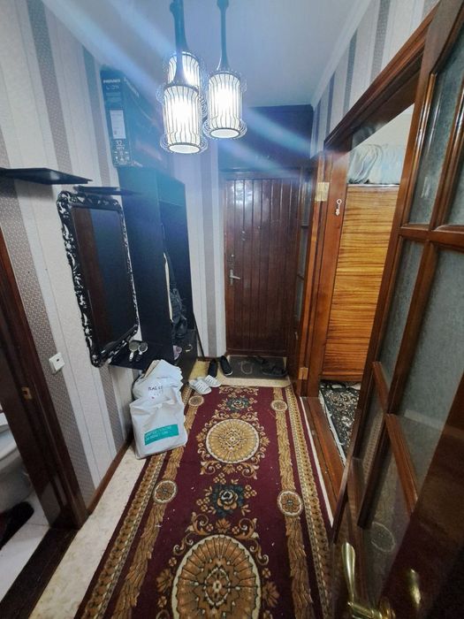 Продаю 1 комнатную квартиру Чиланзар УзГУМЯ