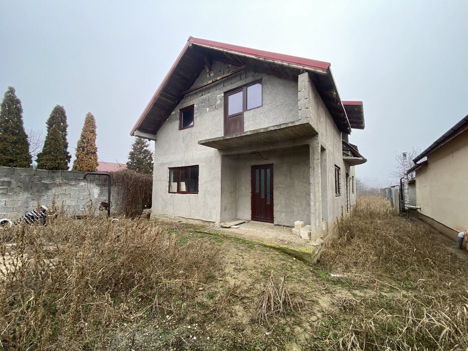 Casa parter+mansarda Simnicu de Sus+teren 721 mp