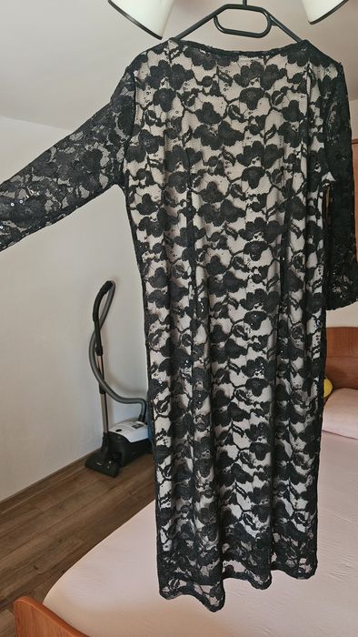 Rochie neagra din dantela