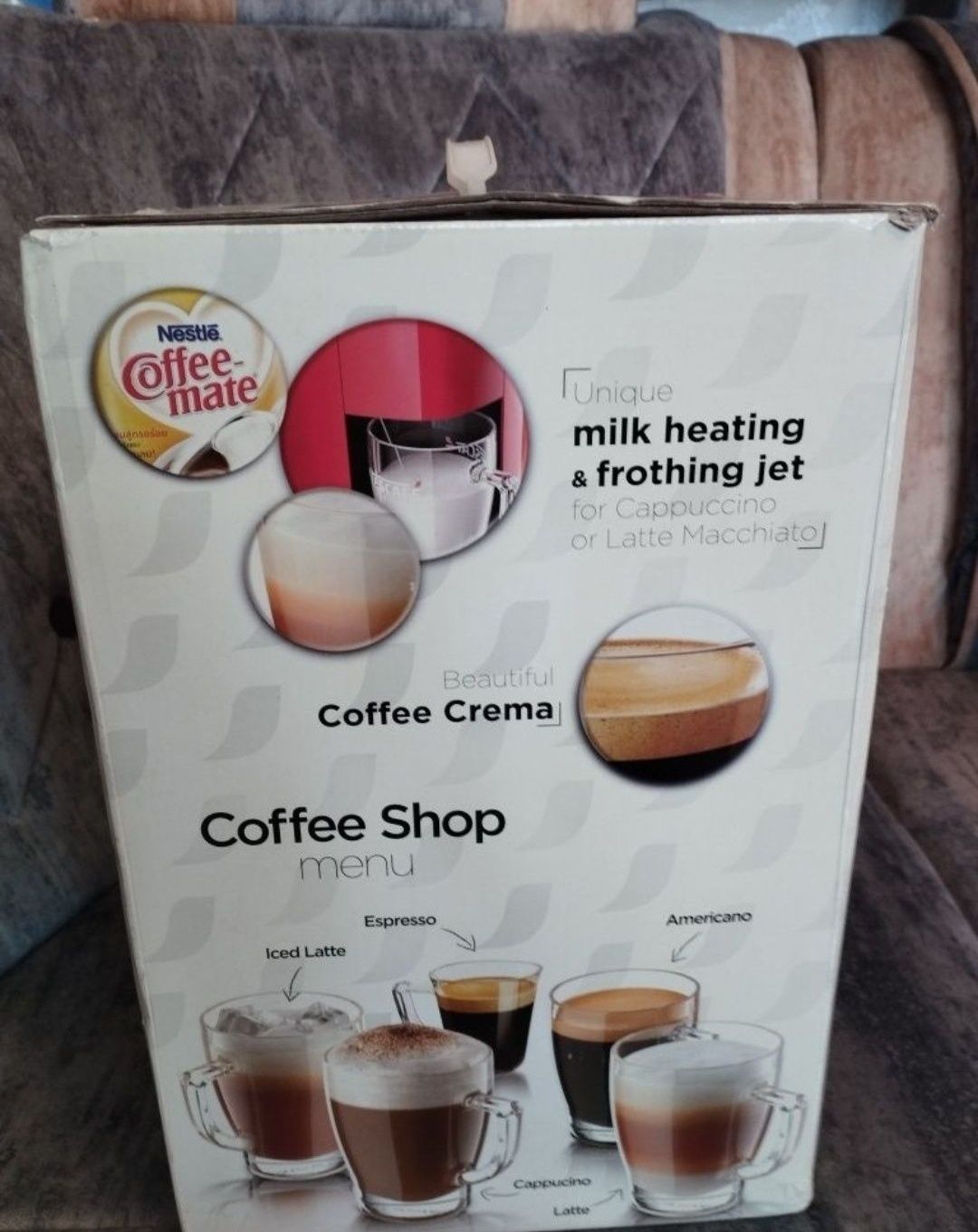 Кофемашинка Nescafe red mug coffee machine.