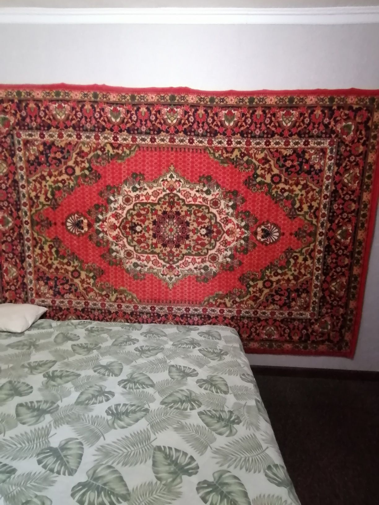 Продам ковёр щерстяной