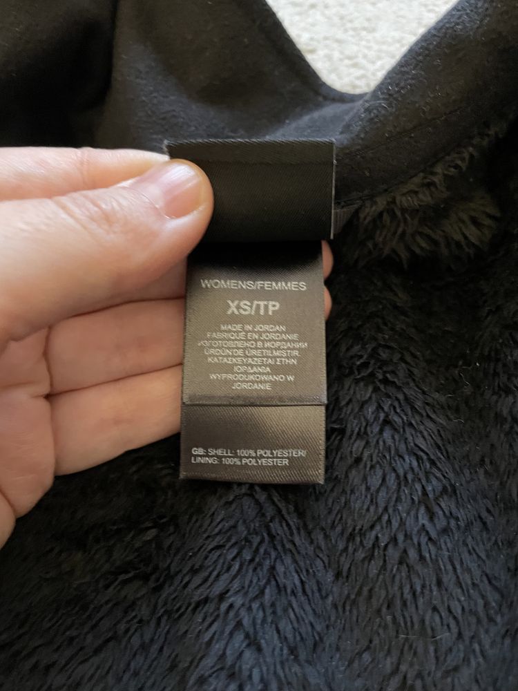 Hanorac f moale NorthFace si fular