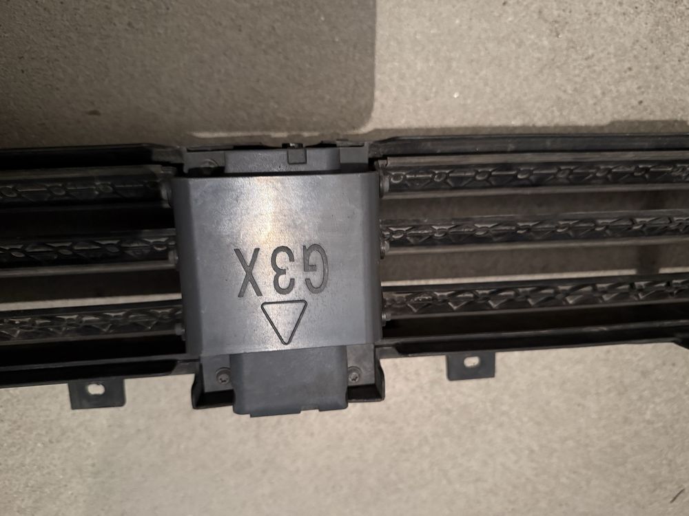 Продавам решетка за бмв / Bmw g30/31 air guide inlet shutter blind