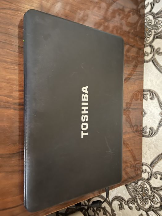 Toshiba Noutbuk
