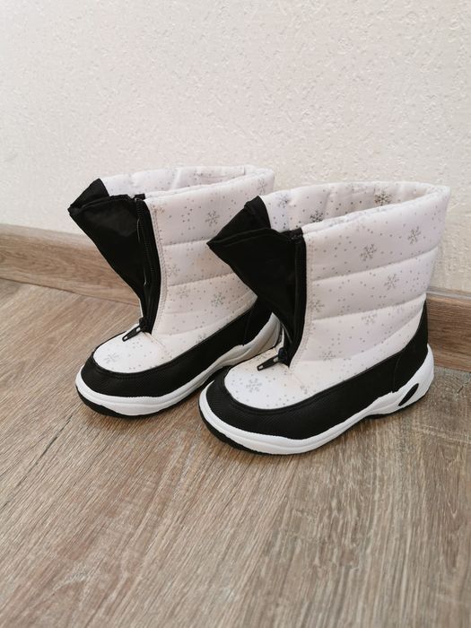 Сапожки для девочки