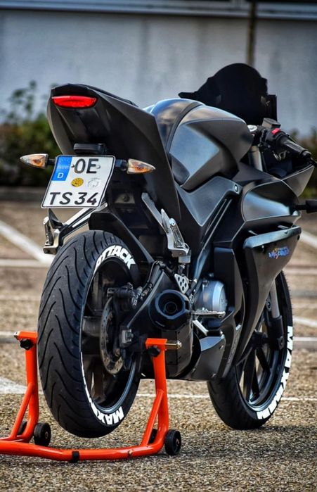 Yamaha yzf  125 Honda cbr 125 ktm 125 mt 125 aprilia 125 A1 ABS 125