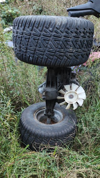 Cutii viteze hidrostatice și manuale tractorașe gazon