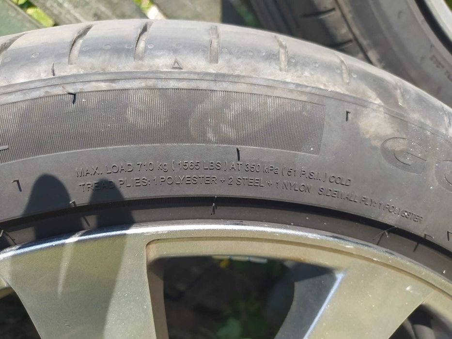Anvelope vara 225/45 R19