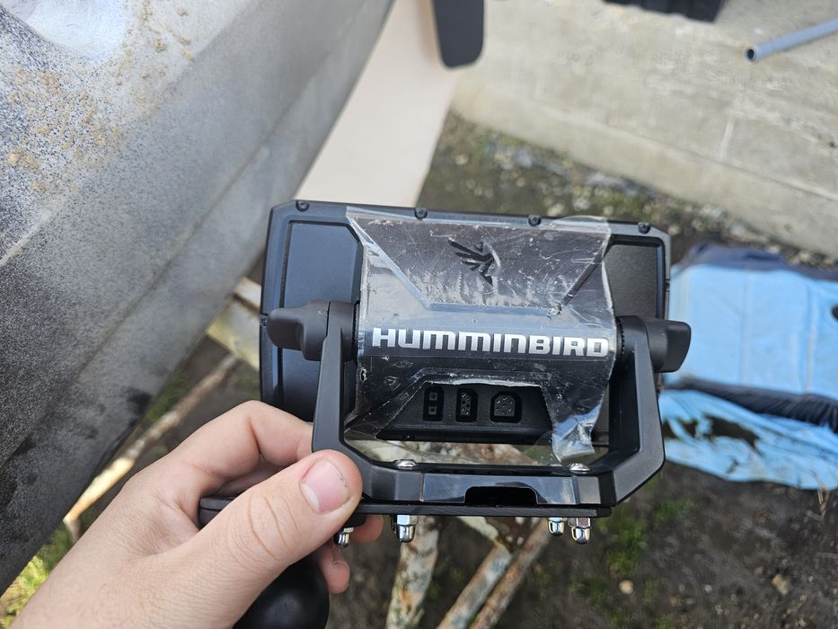 Vand sonar Humminbird Helix 5 CHIRP GPS G3 cu sonda XNT9HWT