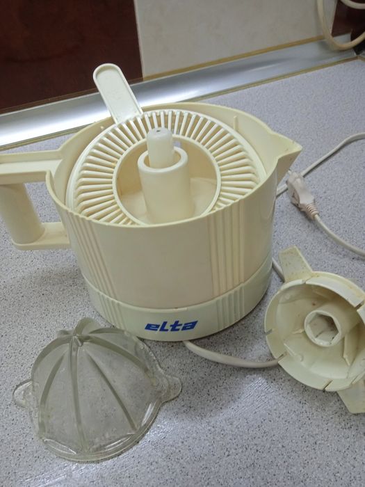 Соковыжималка для цитрусовых