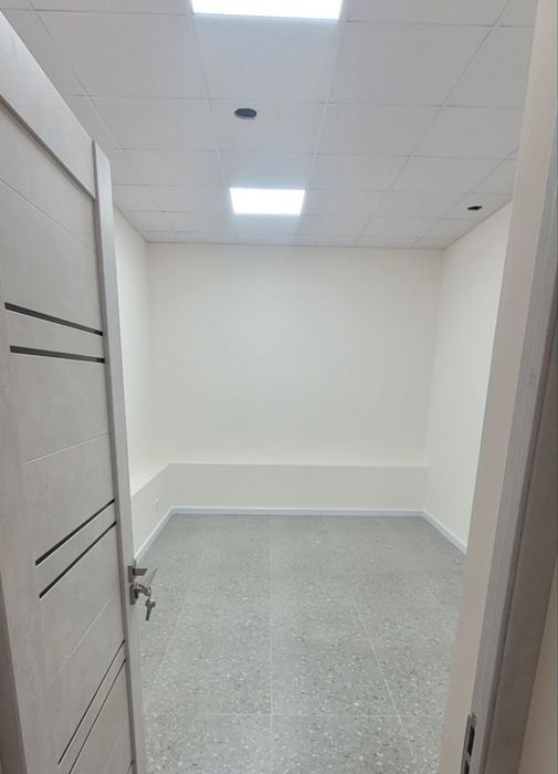 Нежилое помещение под офис