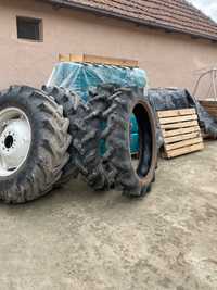 Vand roti pentru tractor fiat