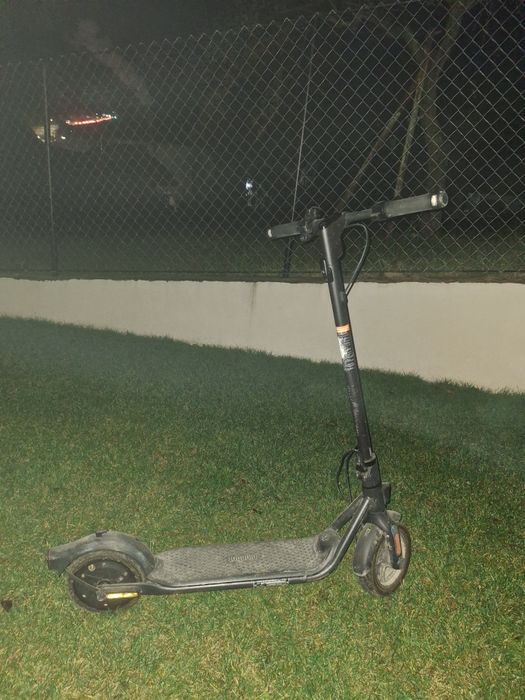 Trotineta electrica ninebot kickscooter f2