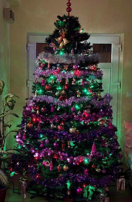 Vând brad artificial 240 cm