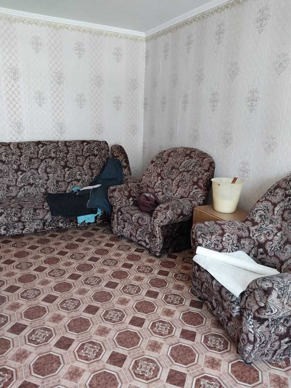 Продам 2 ком квар Караван 2эт 1974г.п. кирпич.