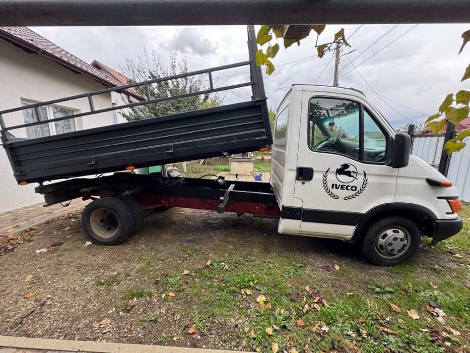 Iveco daily basculabil 3 parti motor 2.8 8900€