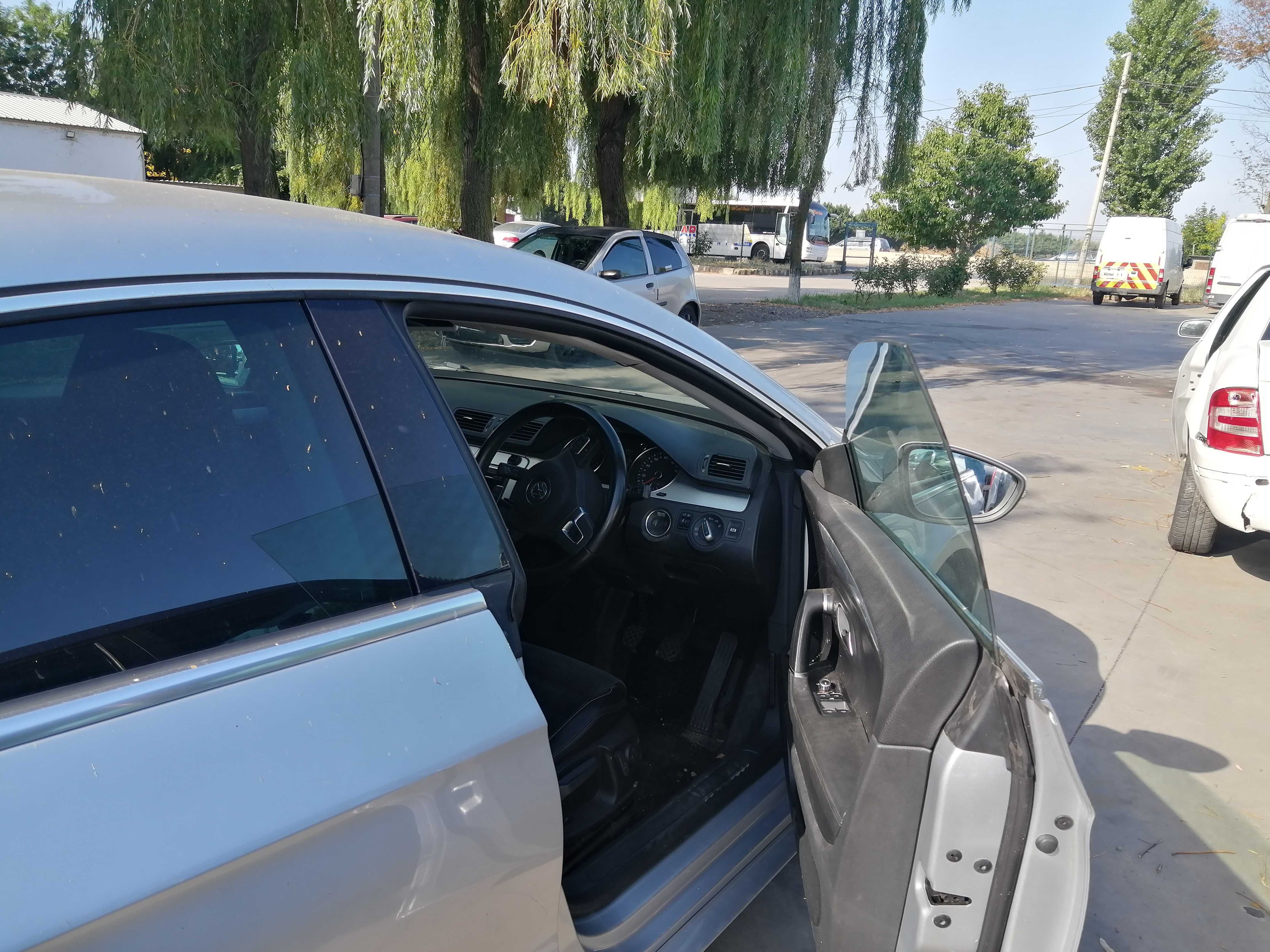Dezmembram Passat CC