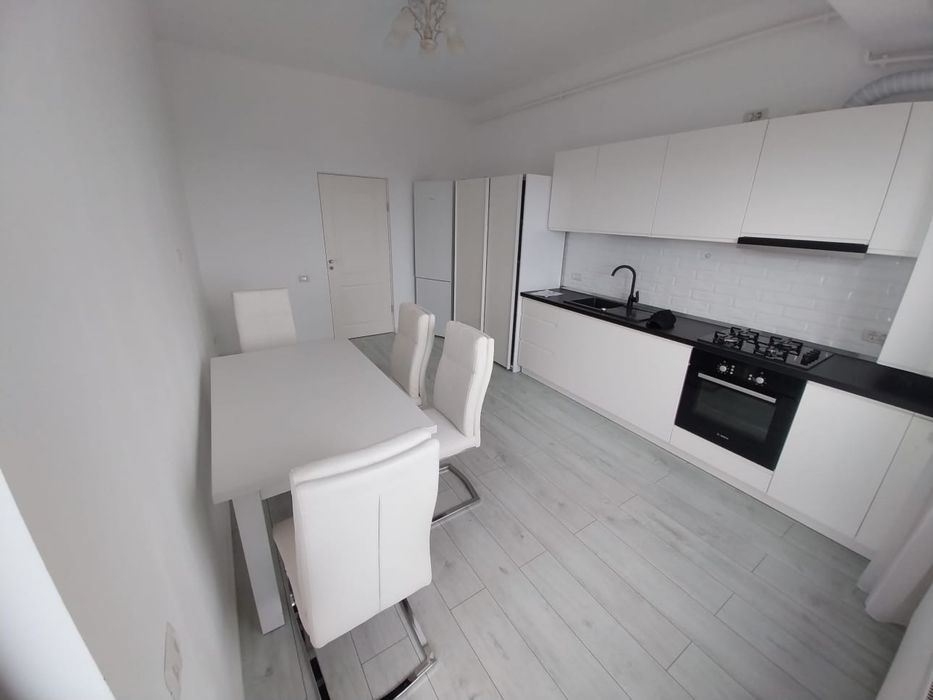 Inchiriez apartament , garsoniera Suceava, zona Zamca