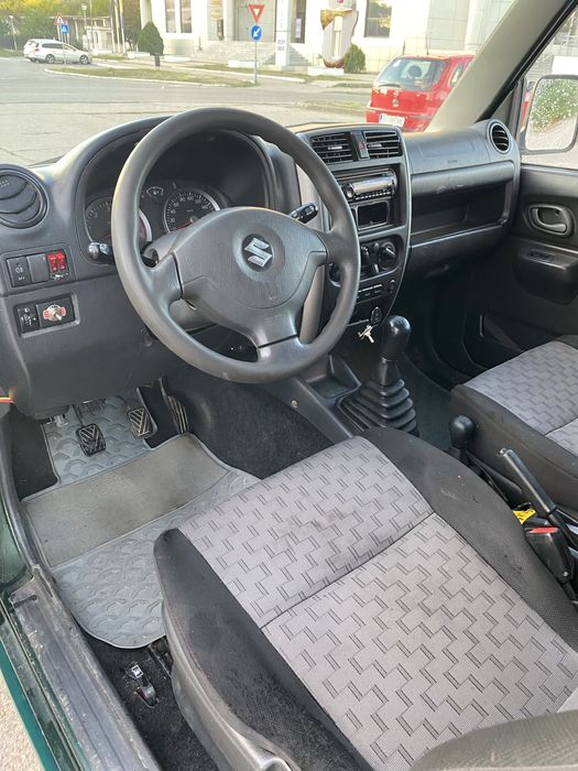 Suzuki Jimny 4x4 /Reductor maneta/ 2009