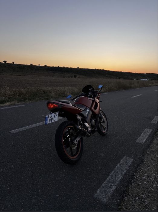 Vand sau schimb Honda CBR 125