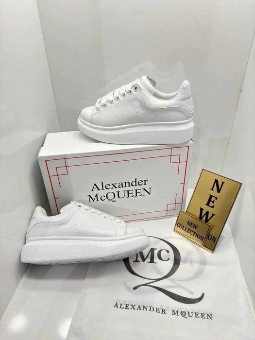 Adidași Mc Queen unisex albi
