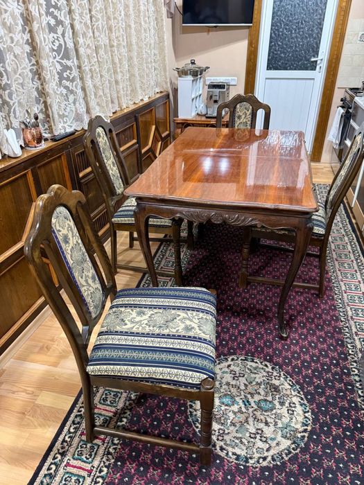 Продается стул и 11 стульев